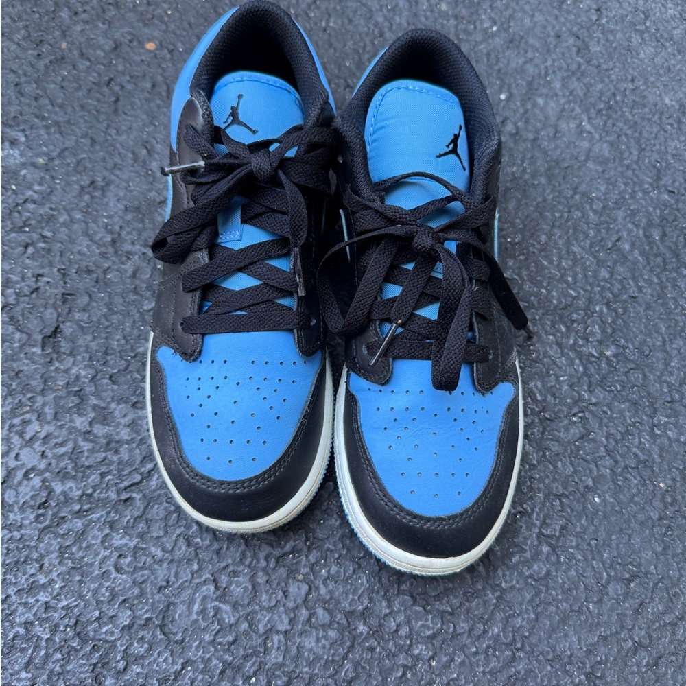 Jordan Kids Sneakers in Blue and Black